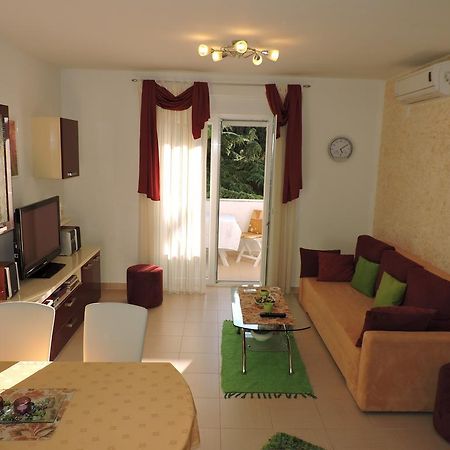 Apartman Legin Fažana Zewnętrze zdjęcie