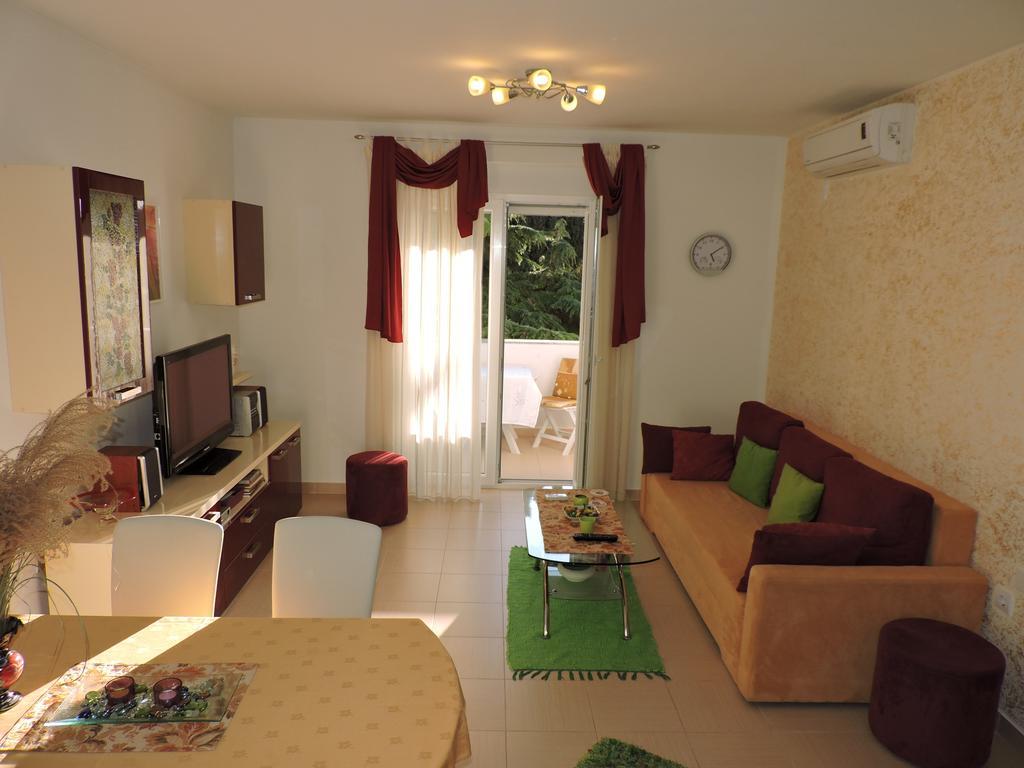 Apartman Legin Fažana Zewnętrze zdjęcie